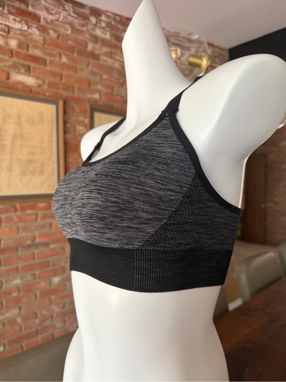Avia Seamless Grey & Black Sports Bra - Keyhole Women Intimates